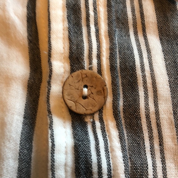 ★ Jen’s Pirates Booty Blouse ★ LN ★ - Picture 5 of 7